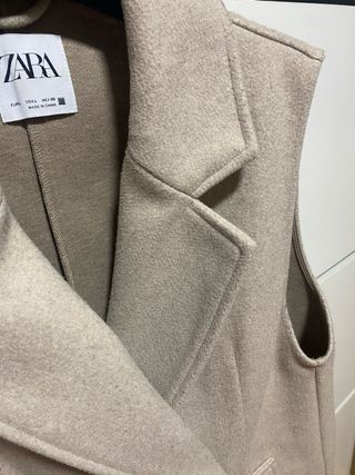Chaleco Zara largo de paño