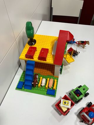 Granja Playmobil 123 + 2 tractores