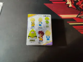 Dragon Ball Store Tokio - Llaveros y Soporte