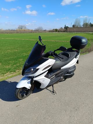 Kymco K-XCT 300i