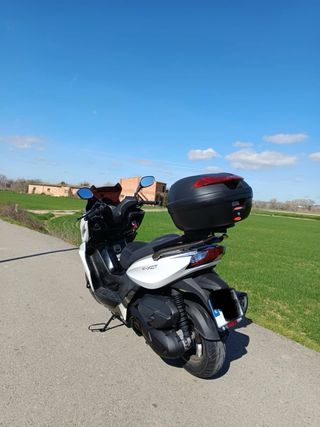 Kymco K-XCT 300i