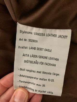 Chaqueta de cuero marrón