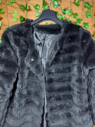 Cappotto in pelliccia nero da donna