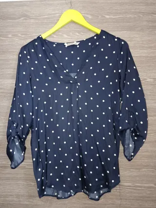 Blusa de Topos Azul Stradivarius