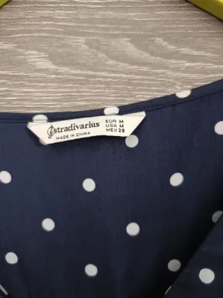 Blusa de Topos Azul Stradivarius