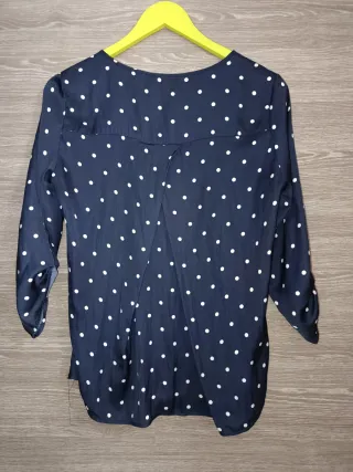 Blusa de Topos Azul Stradivarius