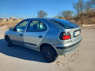 Renault Megane 1999