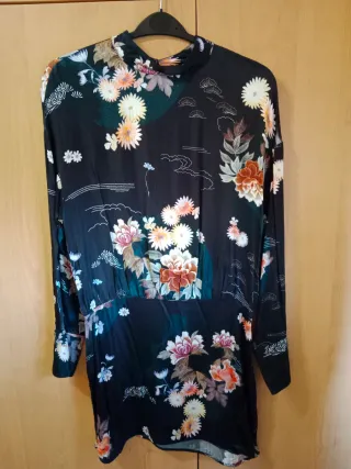 Vestido Zara floral