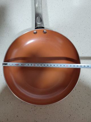 Set di tre padelle adatte per induzione