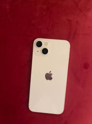 iPhone 13 con schermo rotto