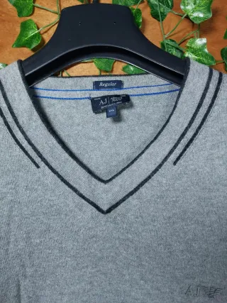 Maglione Armani Jeans Uomo con scollo a V grigio
