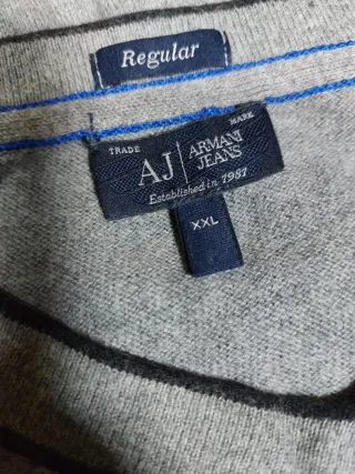 Maglione Armani Jeans Uomo con scollo a V grigio