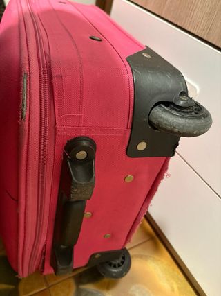 Maleta de cabina dos ruedas ROSA