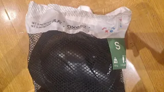 Patines Oxelo 4 Ruedas Talla S + Protecciones