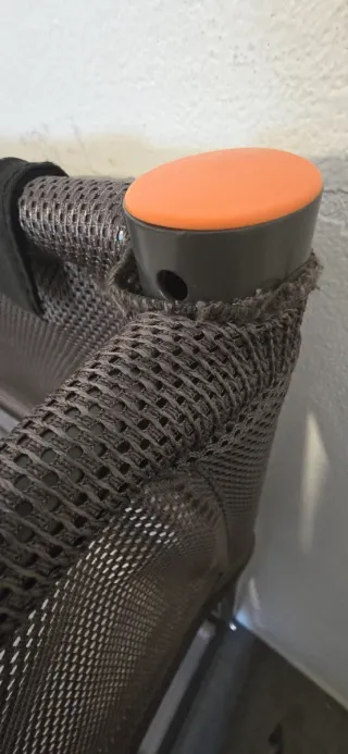 Litera IKEA TUFFING Metal Gris.