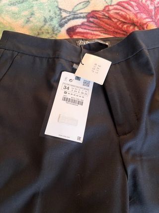 Traje Zara negro chaqueta y pantalón