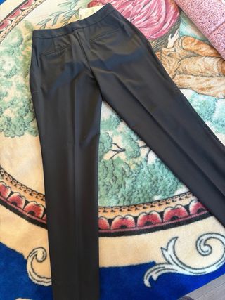 Traje Zara negro chaqueta y pantalón