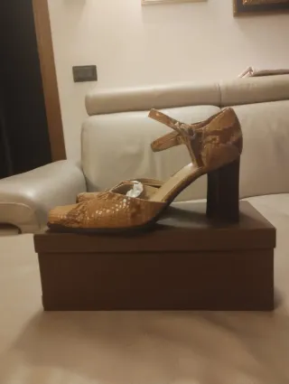 Scarpe donna tacco beige/marrone