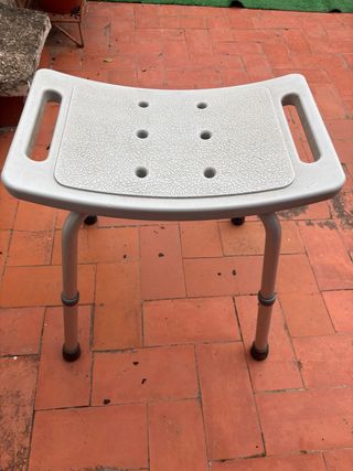 Silla de ducha regulable
