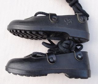 Abarcas Negras Lauburu Talla 27