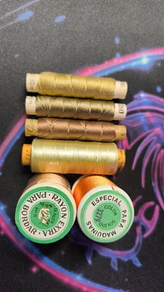 Lote 6 bobinas hilo seda bordar