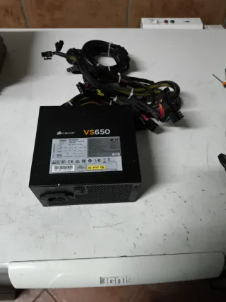Corsair VS650 Fuente Alimentación PC