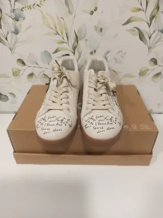 Zapatillas Mujer Blancas y Doradas Talla 39