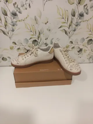 Zapatillas Mujer Blancas y Doradas Talla 39