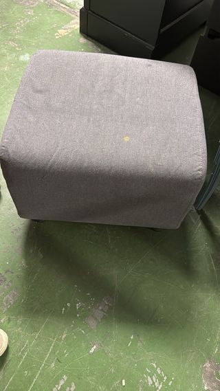 Reposapiés Ikea Gris