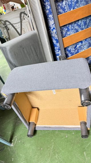 Reposapiés Ikea Gris