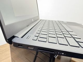 Portátil HP ofimatica gris y negro