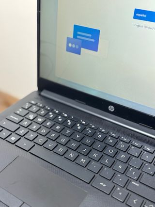 Portátil HP ofimatica gris y negro