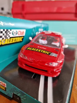 Renault Megane "Club 99" Scalextric coche