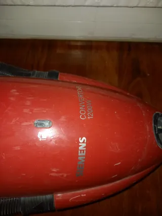 Aspirapolvere Siemens rosso