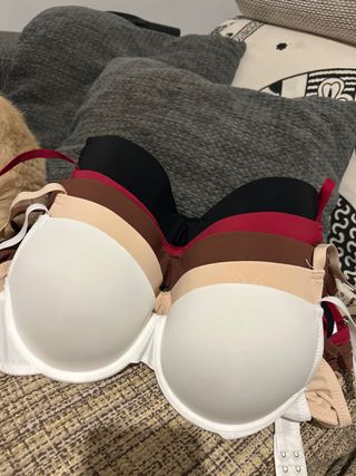 Lote Sujetadores Talla 90C, hay 5