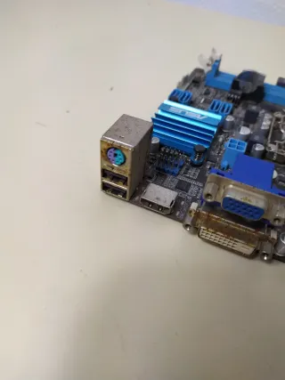 Placa Base Asus P8H61-I LGA1155 DDR3