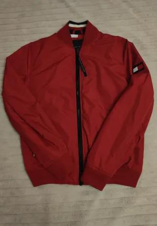 Chaqueta bomber Tommy Hilfiger roja talla S