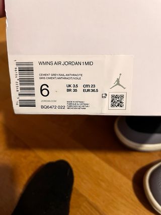 Jordan 1 Mid Gris Hormigón