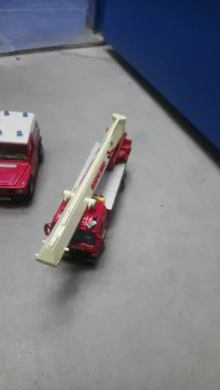 Lote 6 camiones de juguete