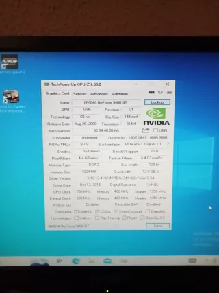 PC Sobremesa LG Beige y Azul + pantalla Philips 19