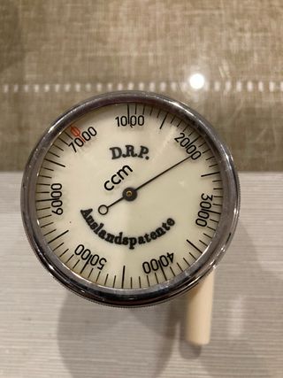 Espirómetro Antiguo Modelo II D.R.P.