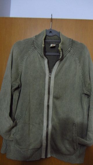 Pantalónes, camisa, cazadora, jersey.....