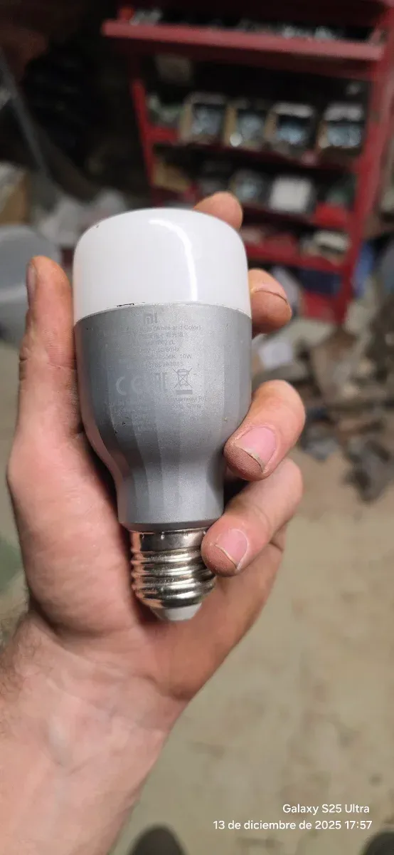 Bombilla Inteligente Xiaomi Mi LED RGB