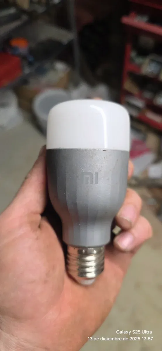 Bombilla Inteligente Xiaomi Mi LED RGB