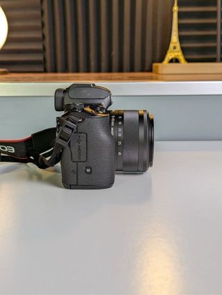 Canon EOS M50 + objetivo 15-45 mm