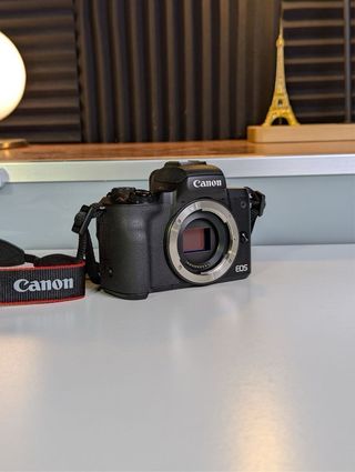 Canon EOS M50 + objetivo 15-45 mm