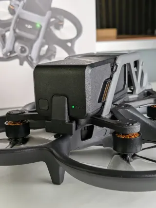 DJI Avata | 4 cicli di carica