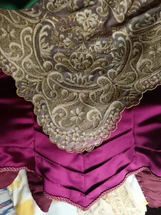 Traje de Fallera