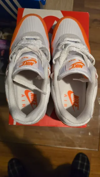 Nike Air Max 1 Naranja y Blanco