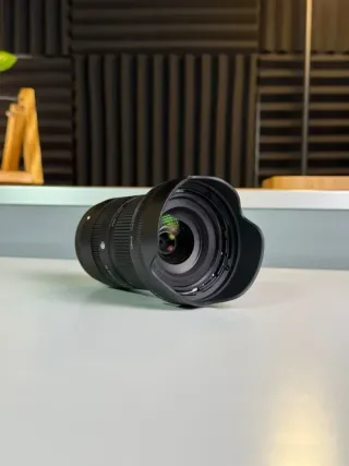 COMO NUEVO | Sigma 18-50mm F2.8 DC DN Sony E